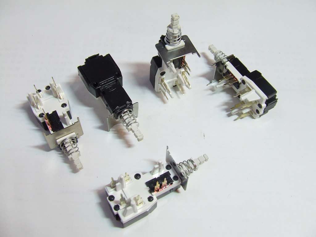 INTERRUTTORE RETE DA CIRCUITO STAMPATO 6 PIN PER TVC E NON INTERRUTTORE RETE DA CIRCUITO STAMPATO 6 PIN PER TVC E NON