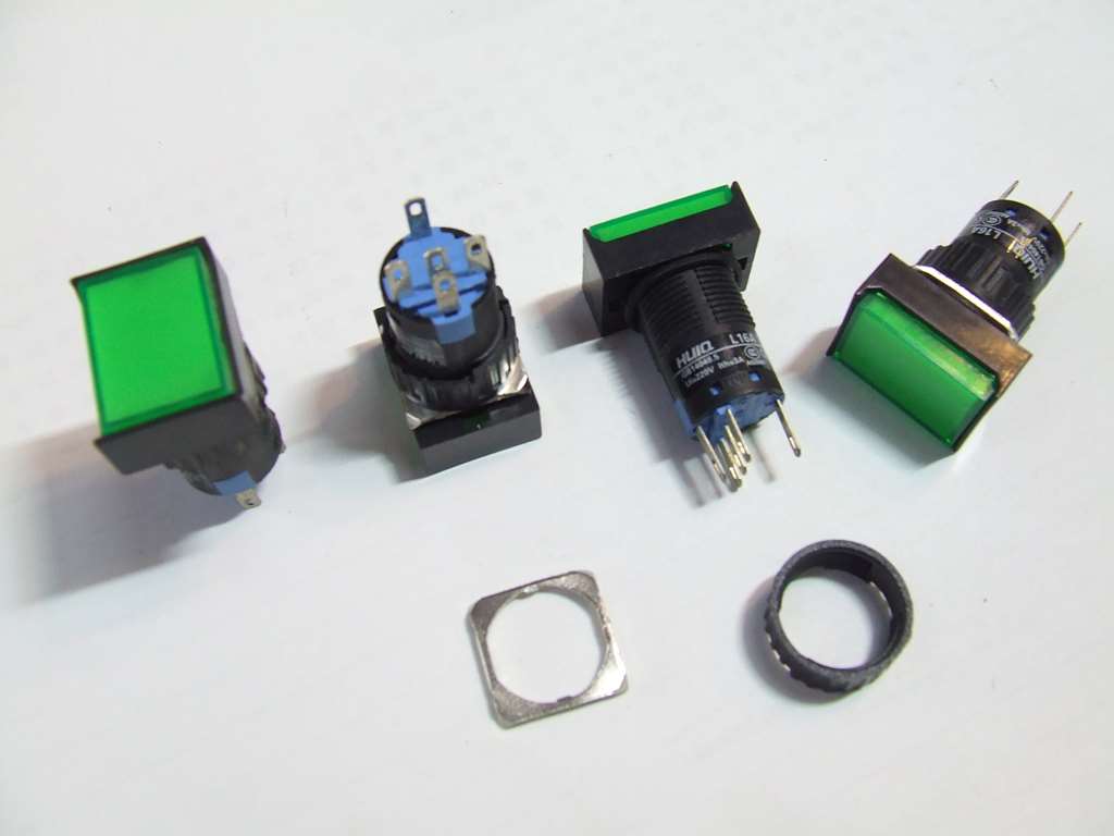 PULSANTE N.A - N.C.CON SPIA A LED VERDE SEMPRE ACCESA DC 12 VOLT PULSANTE N.A - N.C.CON SPIA A LED VERDE SEMPRE ACCESA DC 12 VOLT