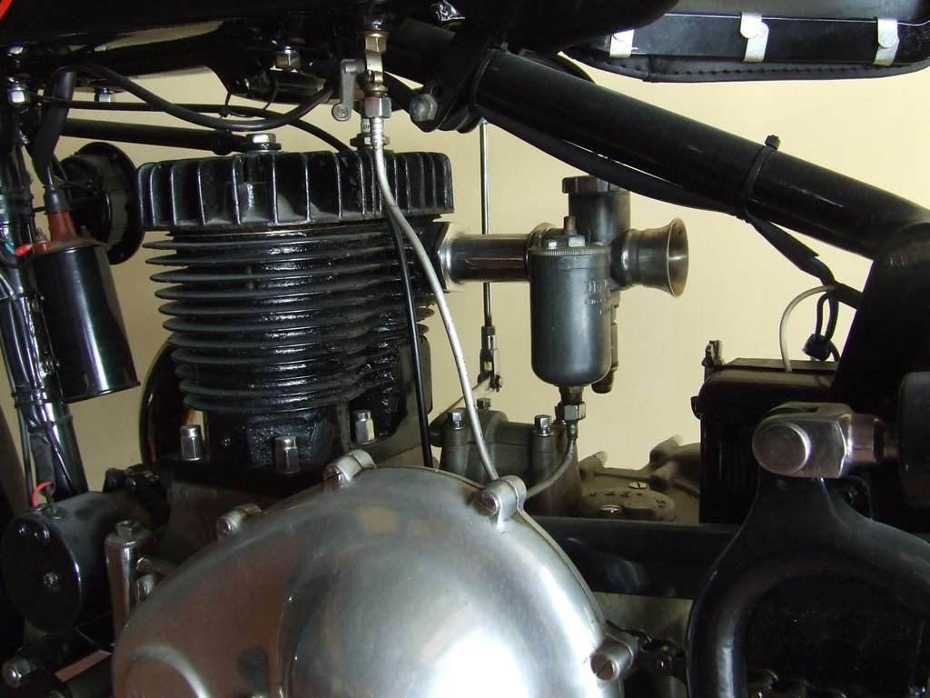 GILERA VTE 500 VALVOLE LATERALI 1936 3 MARCE AL SERBATOIO