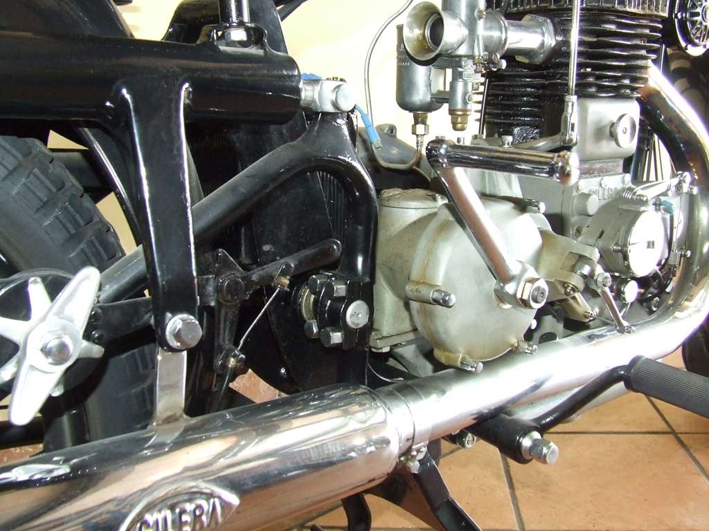 GILERA VTE 500 VALVOLE LATERALI 1936 3 MARCE AL SERBATOIO