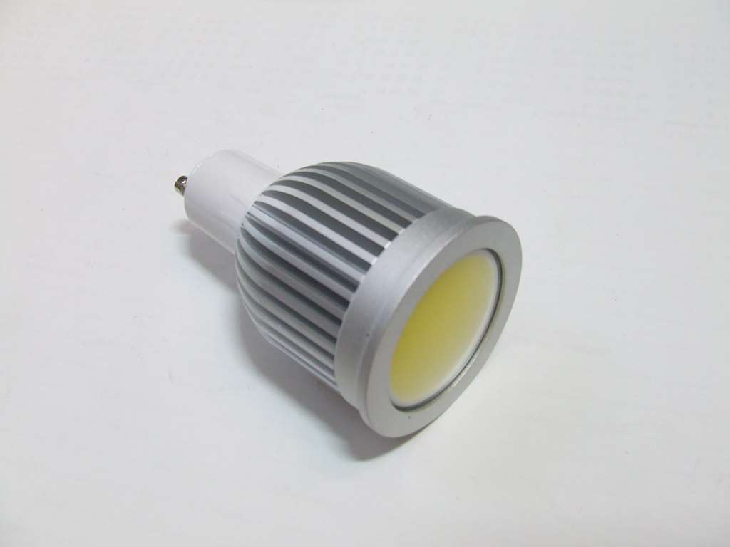 LAMPADA COB LED DA 5WATT ATTACCO GU10 220VOLT BIANCO FREDDO