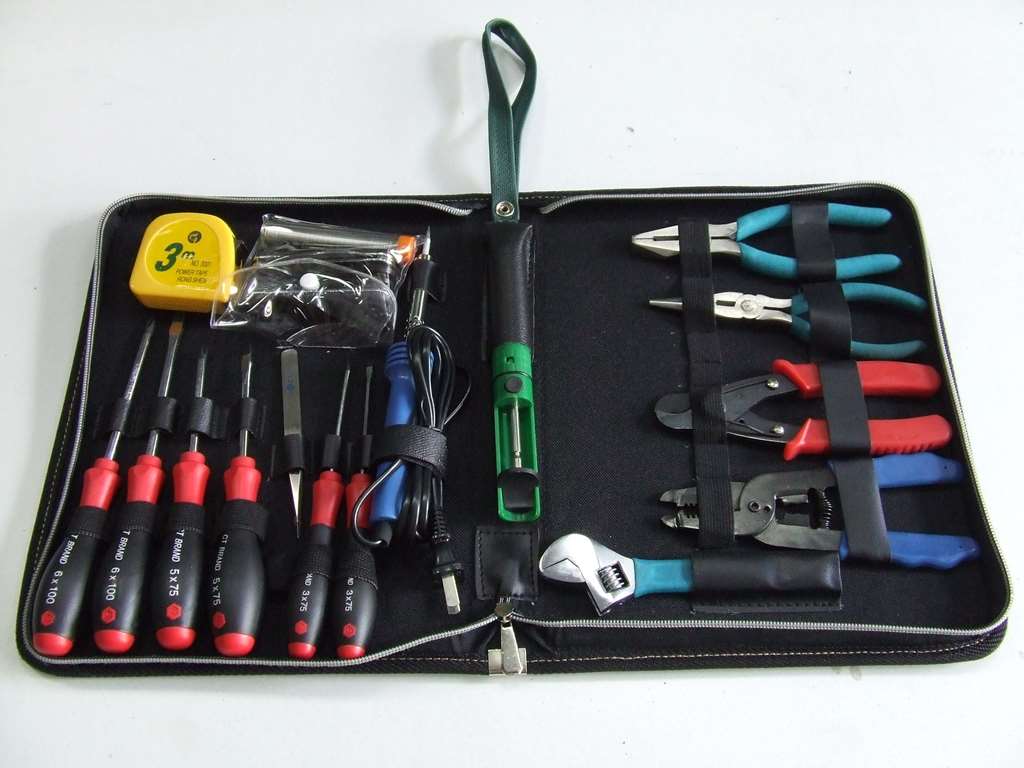 TROUSSE PORTAUTENSILI PRIMO INTERVENTO CT-816