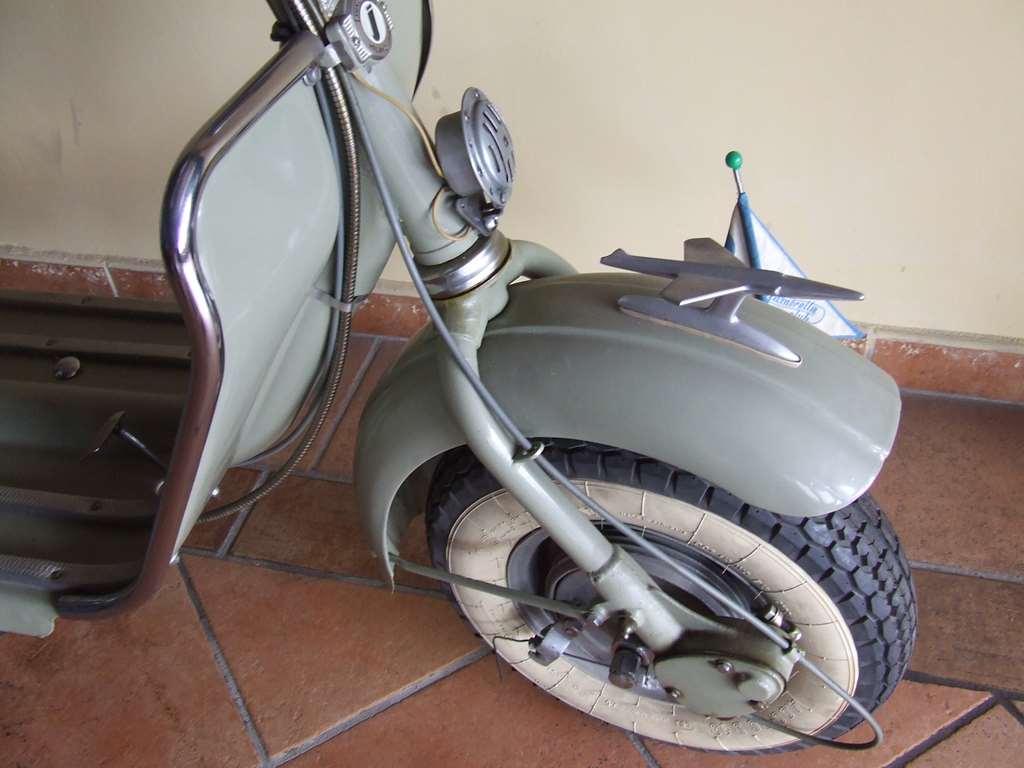 LAMBRETTA D 125 CC 2 TEMPI 3 MARCE 1953 INNOCENTI