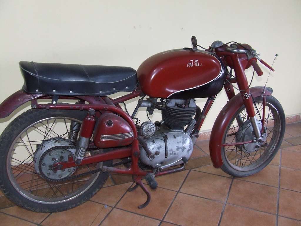 PARILLA SUPER SPORT 175 CC 4 TEMPI 1955 PARILLA SUPER SPORT 175 CC 4 TEMPI 1955