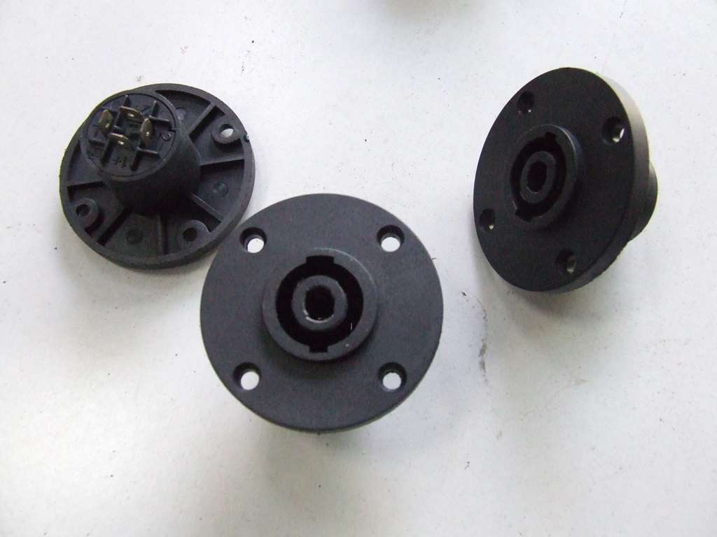 SPEAKON PRESA 4 CONTATTI USO PROFESSIONALE ED ALTRO SPEAKON PRESA 4 CONTATTI USO PROFESSIONALE ED ALTRO