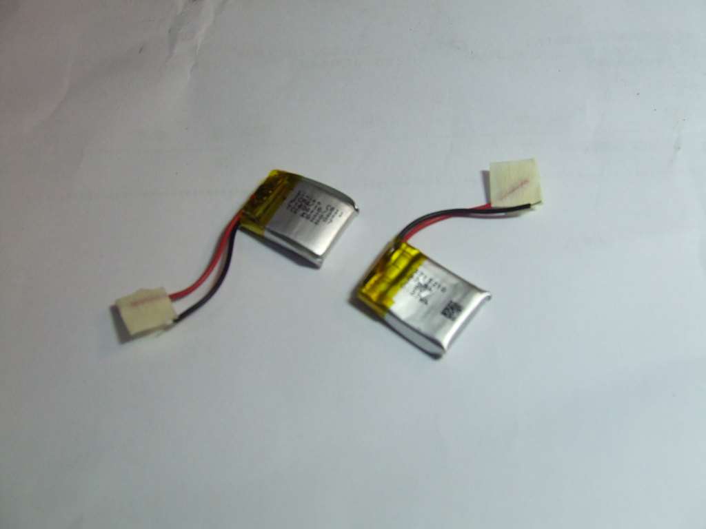 BATTERIA AI POLIMERI DI LITIO 14 X 21 X 4 MM 3,7 V 97 MAH BATTERIA AI POLIMERI DI LITIO 14 X 21 X 4 MM 3,7 V 97 MAH