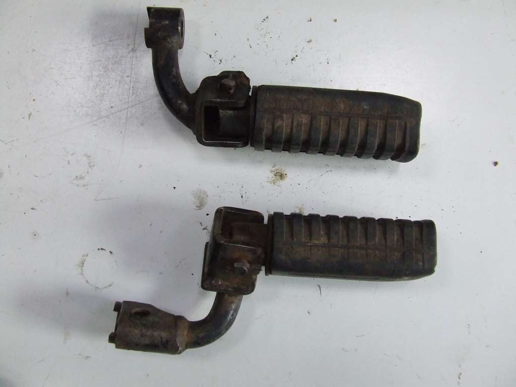 HONDA CB 500 COPPIA PEDANE GUIDATORE USATO HONDA CB 500 COPPIA PEDANE GUIDATORE USATO