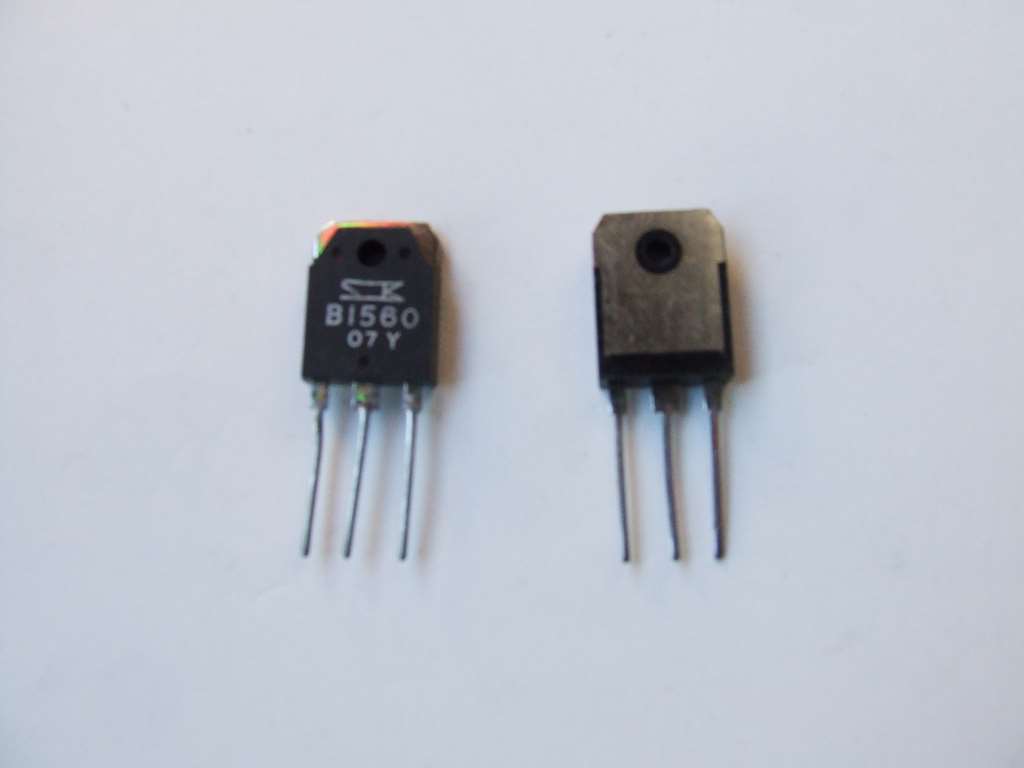 2SB 1560 TRANSISTOR ORIGINALE JAPAN B 1560 - Clicca l'immagine per chiudere