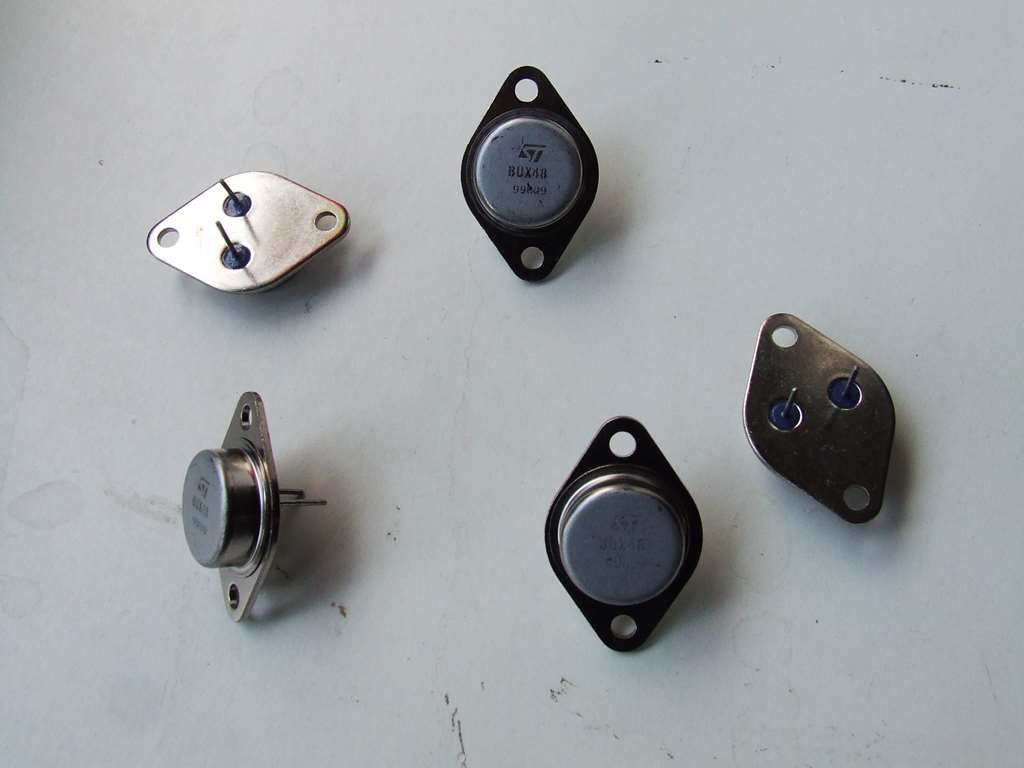 BUX 48 TRANSISTOR ORIGINALE SGS THOMSON TO3 BUX48 BUX 48 TRANSISTOR ORIGINALE SGS THOMSON TO3 BUX48