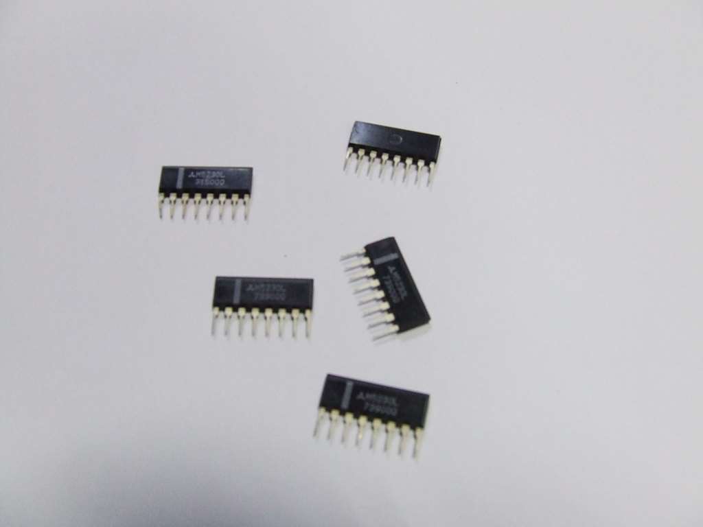 M 5230 L CIR.INTEGRATO M5230L ORIGINALE MITSUBISHI M 5230 L CIR.INTEGRATO M5230L ORIGINALE MITSUBISHI