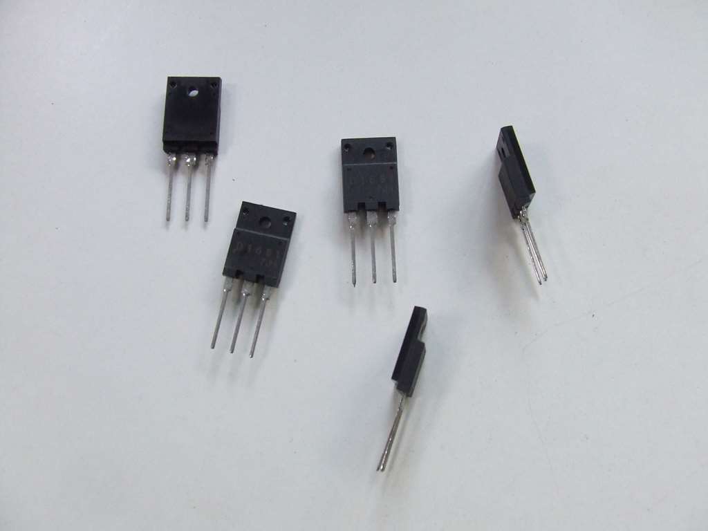 2SD 1651 TRANSISTOR 2SD1651 - Clicca l'immagine per chiudere