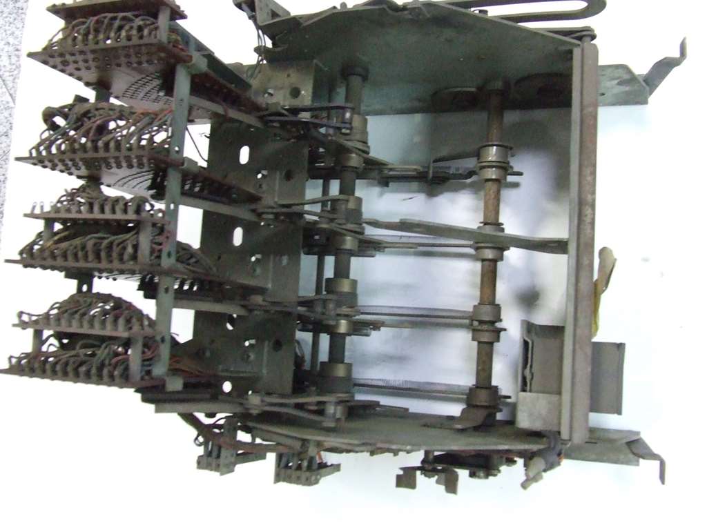 BALLY SLOT MACHINE MECCANICA INTERNA PER RECUPERO COMPON. USATO BALLY SLOT MACHINE MECCANICA INTERNA PER RECUPERO COMPON. USATO