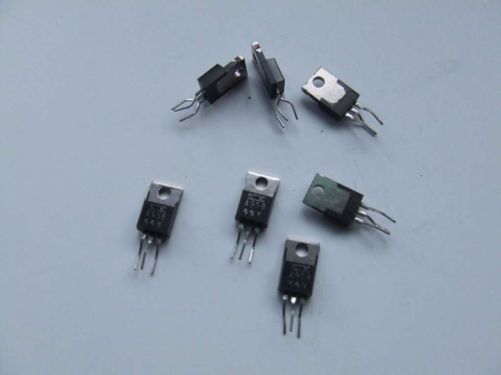 2SA 958 TRANSISTOR ORIGINALE SANKEN 2SA958