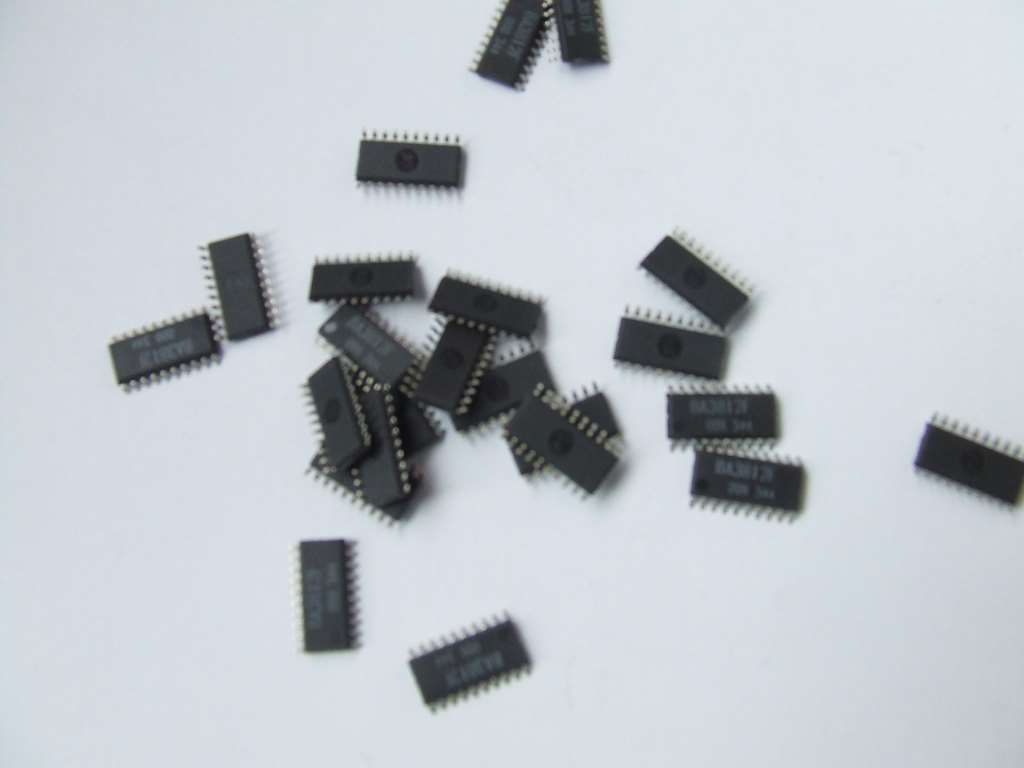 BA 3812 F INTEGRATO JAPAN SMD BA3812F BA 3812 F INTEGRATO JAPAN SMD BA3812F