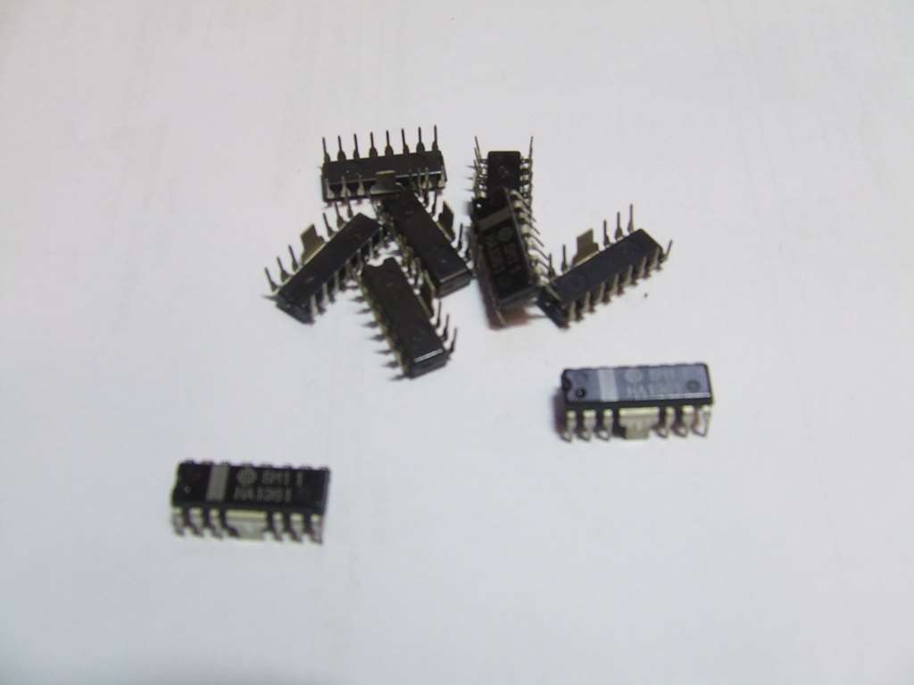HA 1361 CIRCUITO INTEGRATO ORIGINALE HITACHI HA1361 HA 1361 CIRCUITO INTEGRATO ORIGINALE HITACHI HA1361