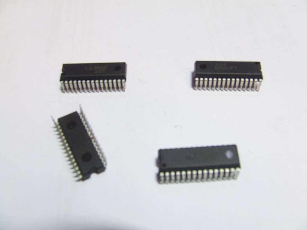 UPC 1377C CIRCUITO INTEGRATO ORIGINALE NEK UPC1377C UPC 1377C CIRCUITO INTEGRATO ORIGINALE NEK UPC1377C