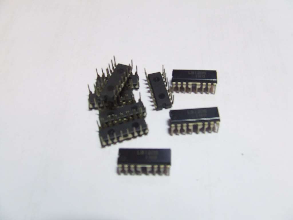 LB 1205 CIRCUITO INTEGRATO ORIGINALE SANYO LB1205 LB 1205 CIRCUITO INTEGRATO ORIGINALE SANYO LB1205