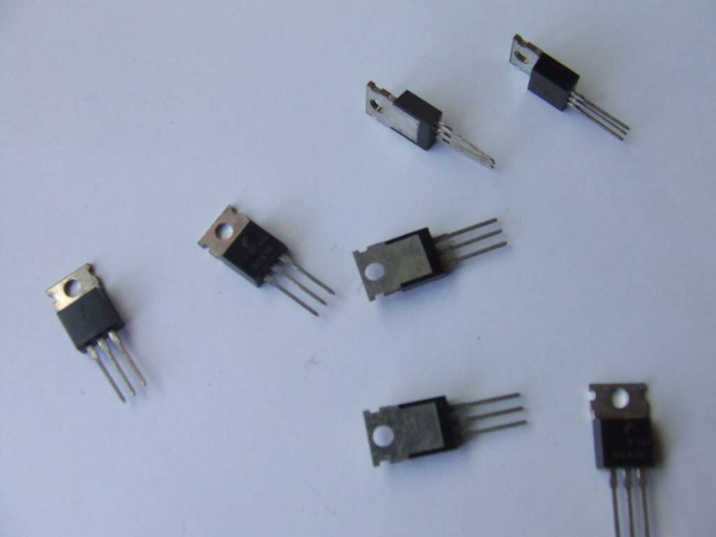 BD 939 TRANSISTOR ORIGINALE FAIRCHILD BD939