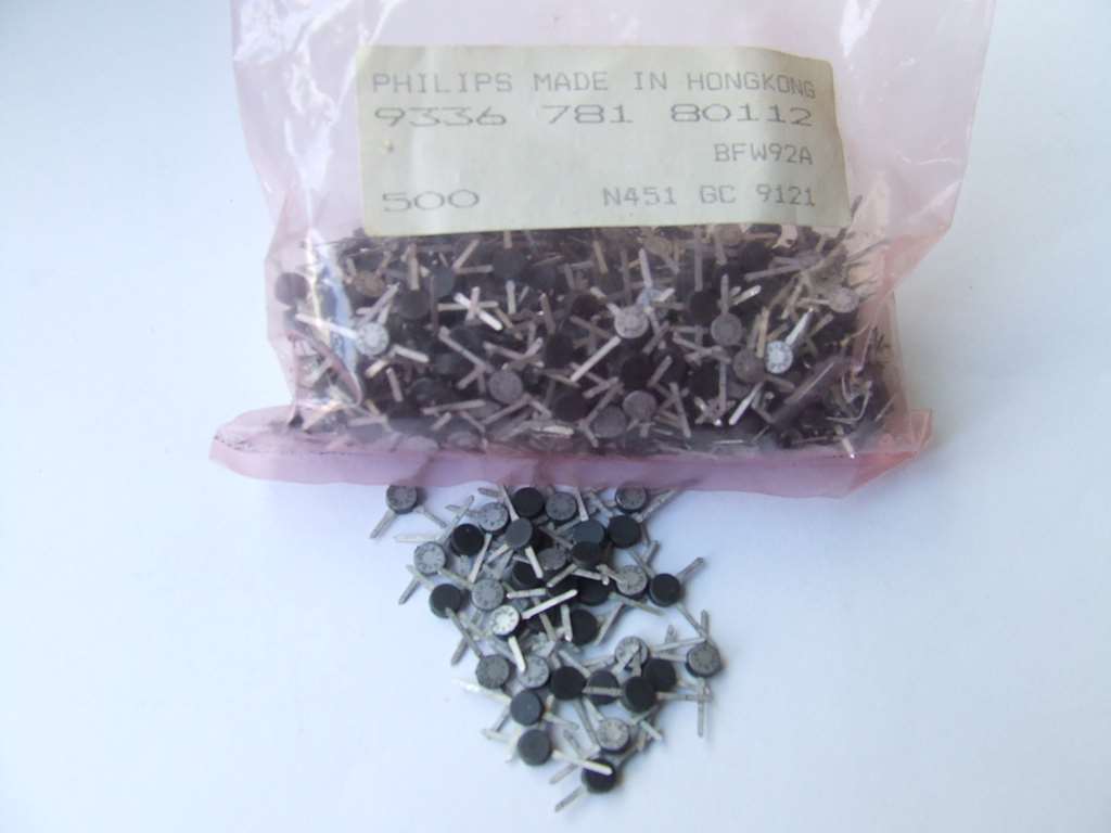 BFW92A TRANSISTOR STELLARE ORIGINALE PHILIPS BFW 92A BFW92A TRANSISTOR STELLARE ORIGINALE PHILIPS BFW 92A