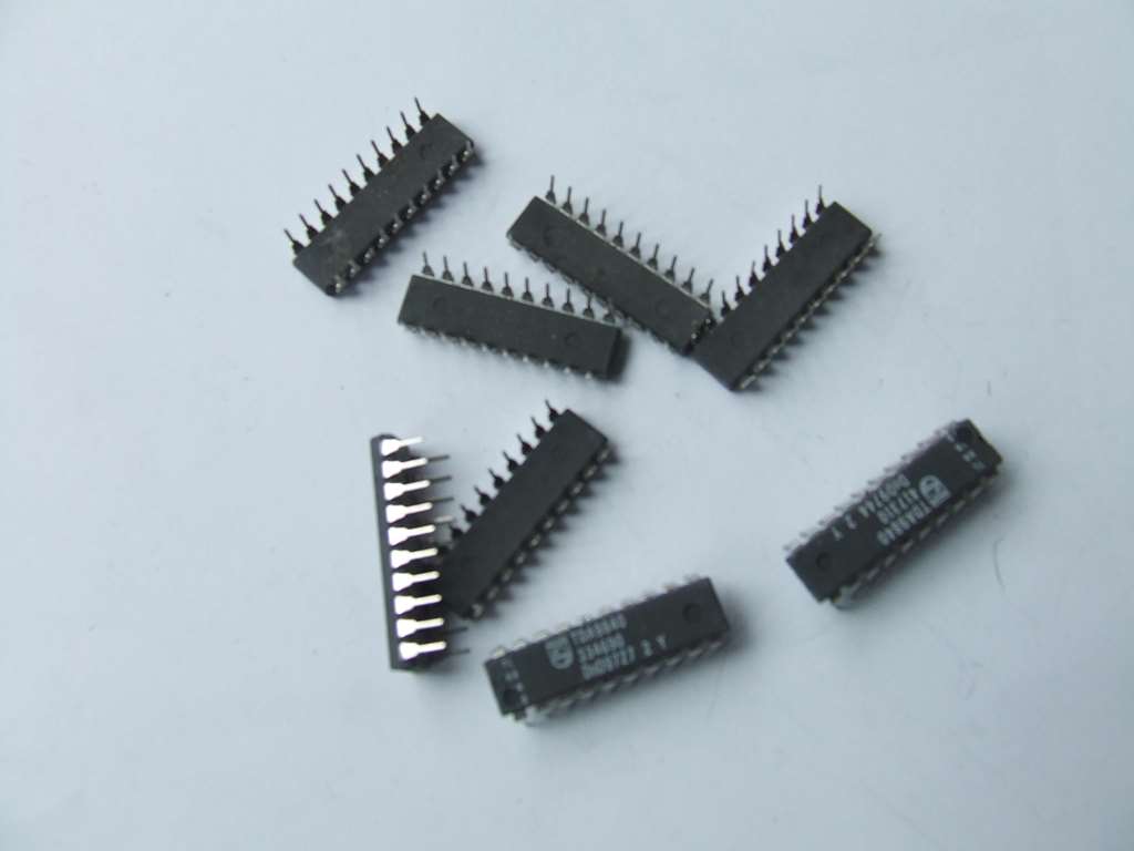 TDA 9840 INTEGRATO ORIGINALE PHILIPS TDA 9840 INTEGRATO ORIGINALE PHILIPS