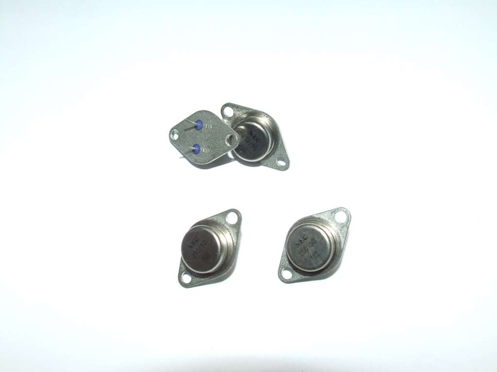 2SD 150 TRANSISTOR ORIGINALE NEC 2SD150 2SD 150 TRANSISTOR ORIGINALE NEC 2SD150
