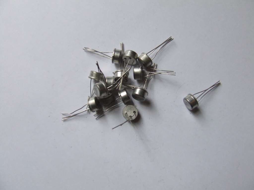 2SC1385 TRANSISTOR ORIGINALE HITACHI 2SC1385 - Clicca l'immagine per chiudere