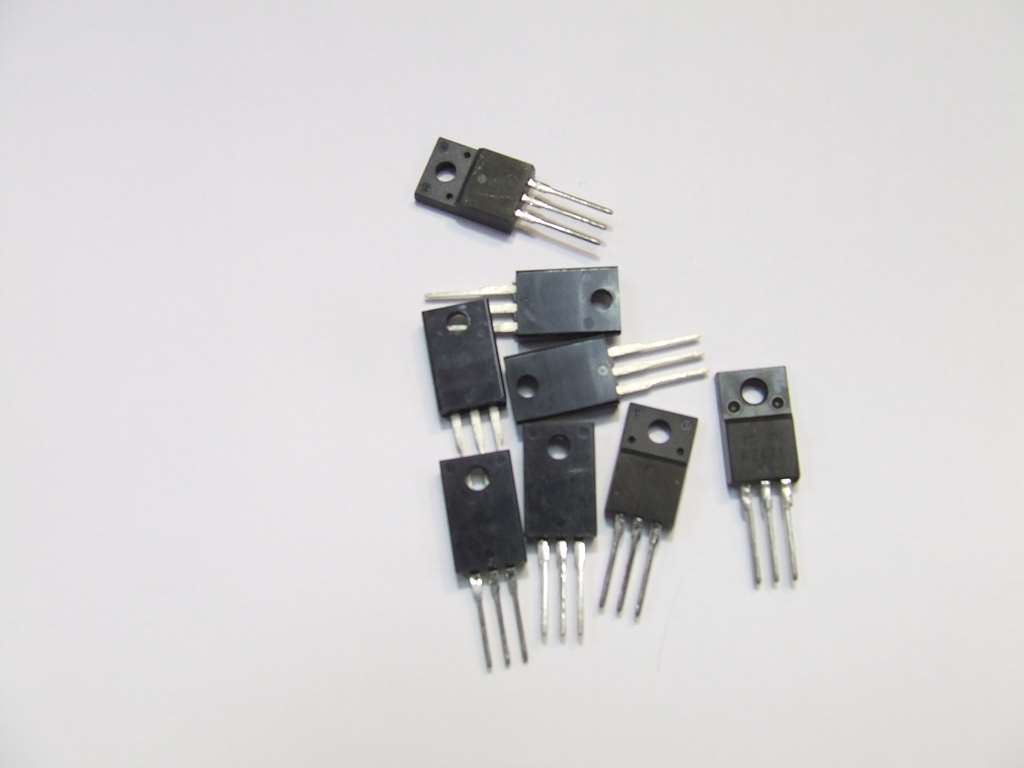 2SK 2671 TRANSISTOR ORIGINALE INFINEON 2SK2671