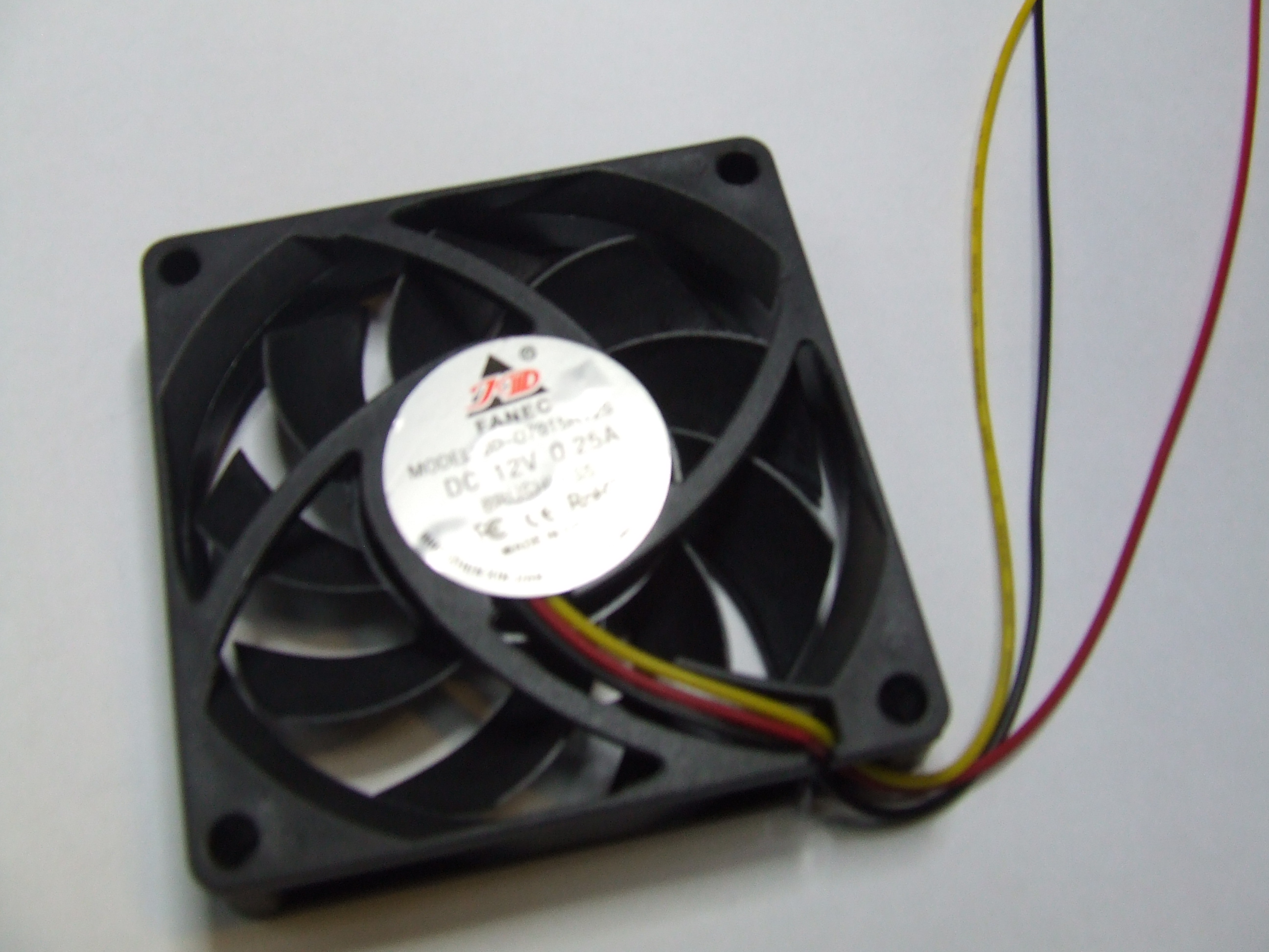 CPU FAN 70 X 70 X 20 MM 12 VOLTS