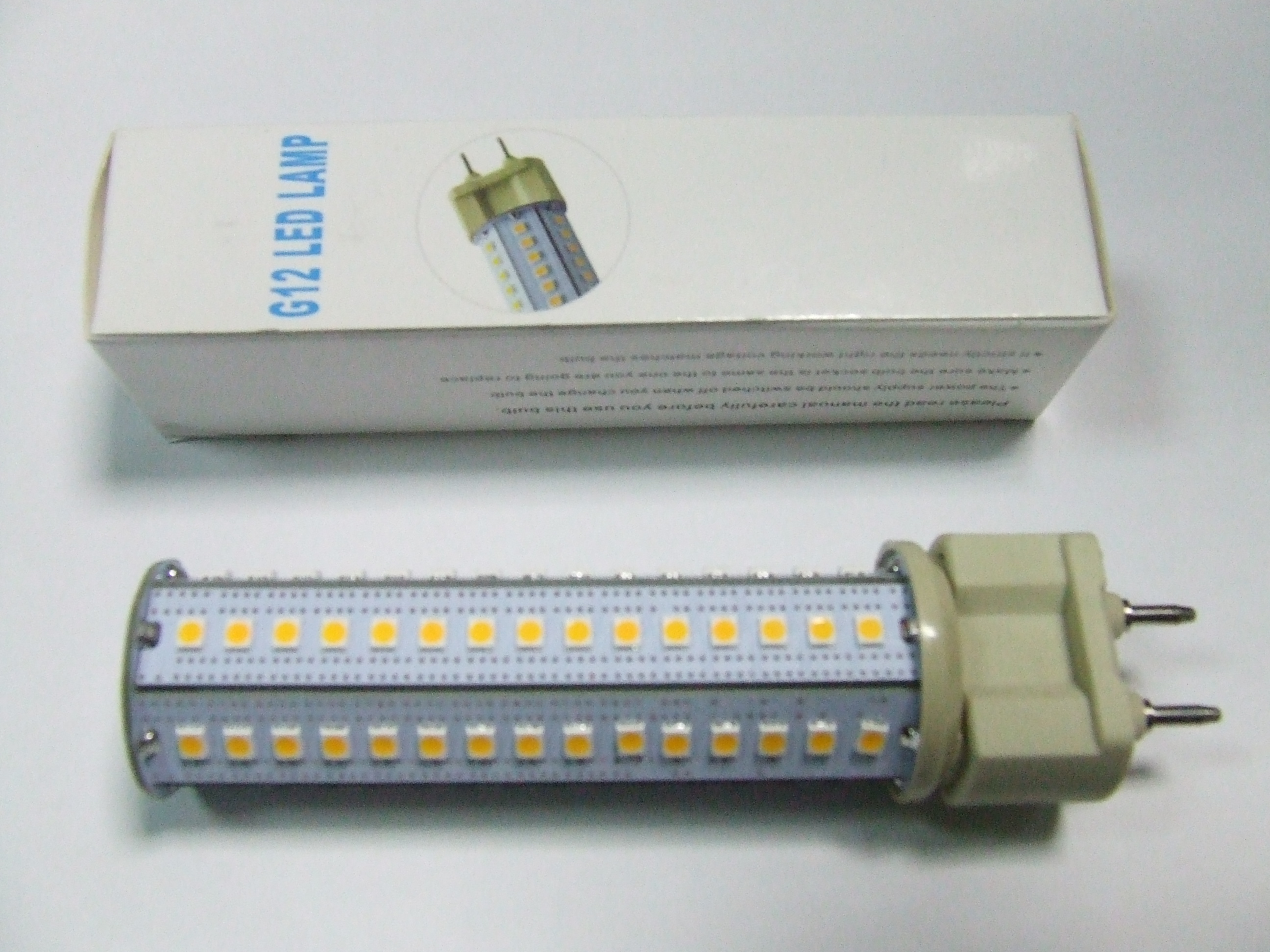 LAMPADA ATTACCO G12 A LED LUCE CALDA AC 220 VOLT LAMPADA ATTACCO G12 A LED LUCE CALDA AC 220 VOLT