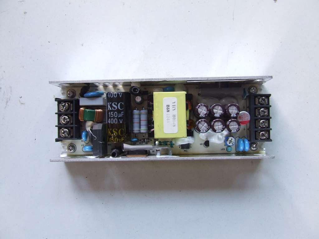 ALIMENTATORE SWITCHING 5 V 25 A 125 W DA INTERNO ALIMENTATORE SWITCHING 5 V 25 A 125 W DA INTERNO