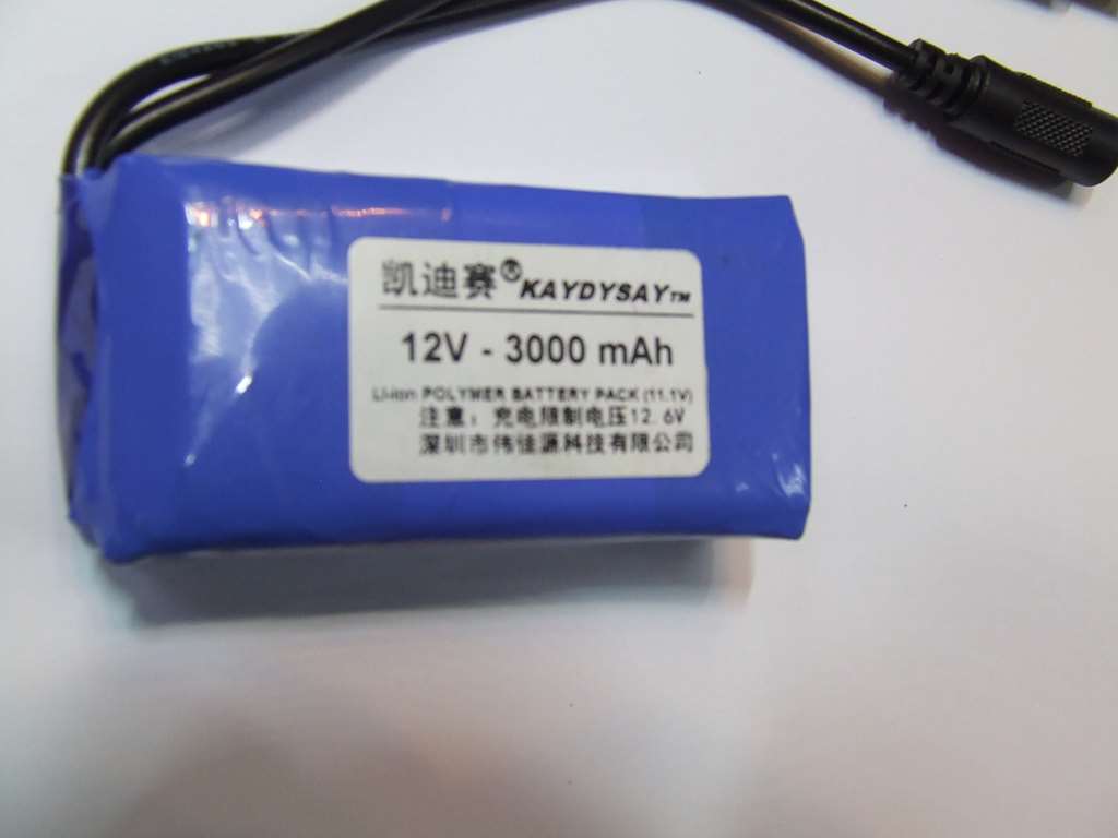BATTERIA AI POLIMERI DI LITIO 4 X 83 X 3 MM 12 V 3 A BATTERIA AI POLIMERI DI LITIO 4 X 83 X 3 MM 12 V 3 A