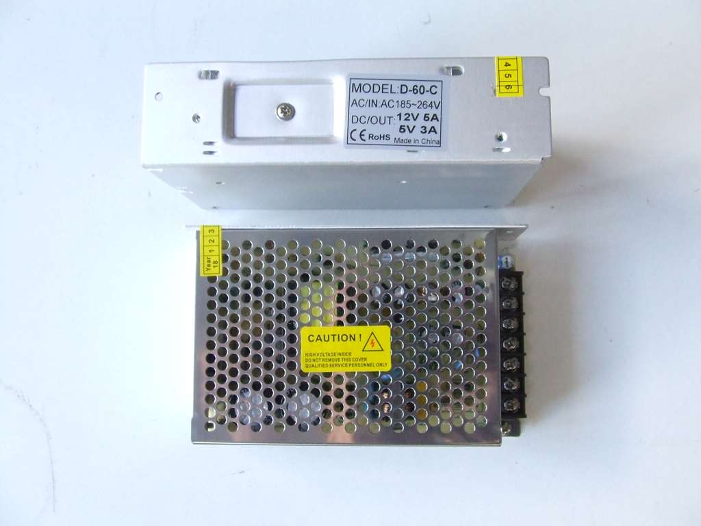 ALIMENTATORE SWITCHING DOPPIA USCITA 12V 5A 5V 3A ALIMENTATORE SWITCHING DOPPIA USCITA 12V 5A 5V 3A