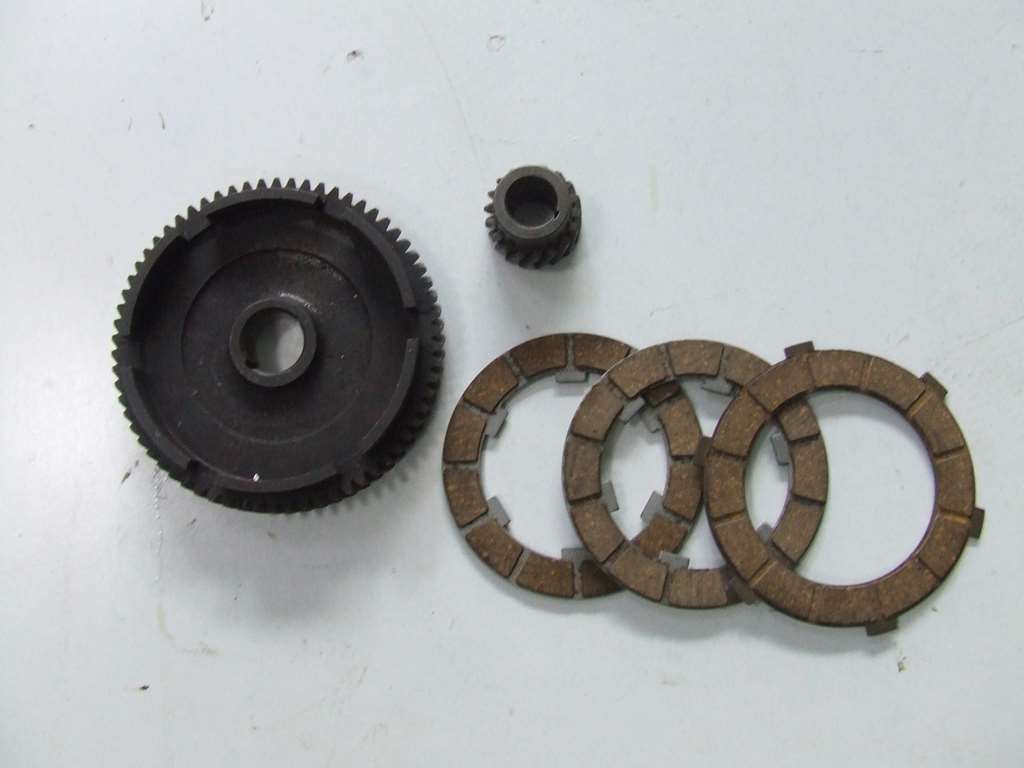 DUCATI 50 CC SCAMBLER ED ALTRO CAMPANA DI FRIZIONE NUOVO