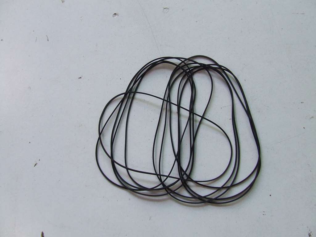 CINGHIE DI TRASMISSIONE PER VIDEO REGISTRATORE SEZIONE 1,2X1,2MM CINGHIE DI TRASMISSIONE PER VIDEO REGISTRATORE SEZIONE 1,2X1,2MM