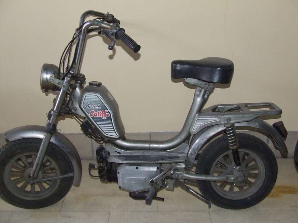 RIZZATO MINI CALIFFO CICLOMOTORE ANNI 70 MARCIANTE RIZZATO MINI CALIFFO CICLOMOTORE ANNI 70 MARCIANTE