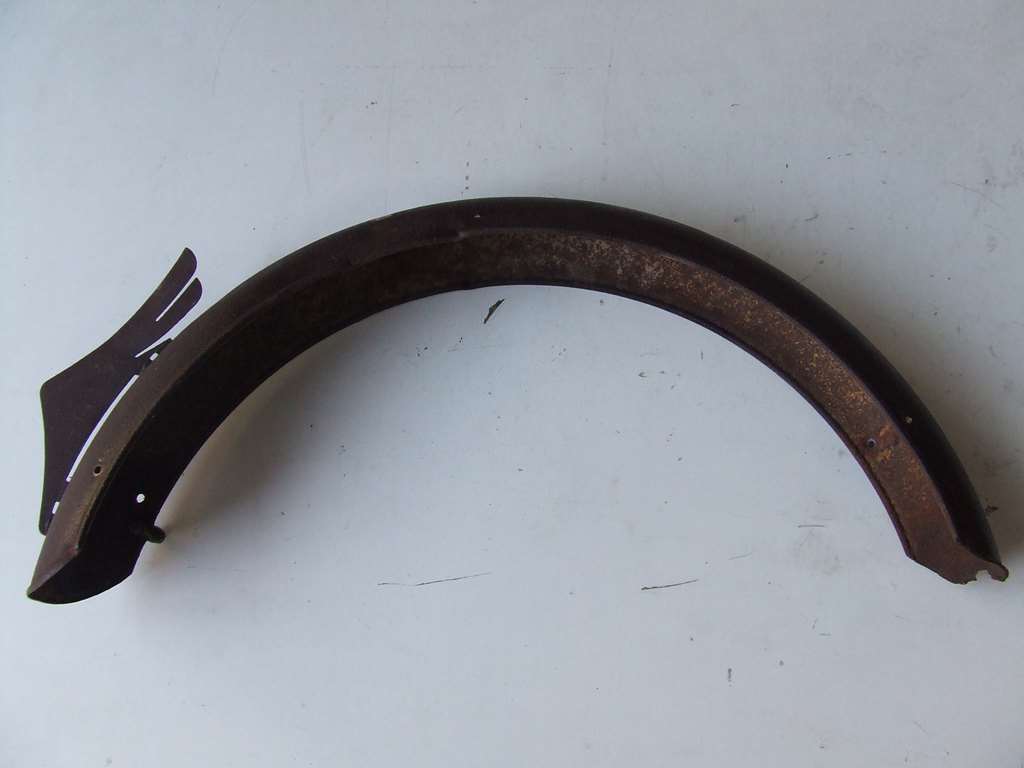 BIANCHI BIANCHINA 125 CC 1953 PARAFANGO ANTERIORE USATO BIANCHI BIANCHINA 125 CC 1953 PARAFANGO ANTERIORE USATO