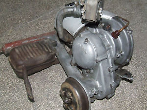 VESPA PIAGGIO MOTORE VM1 ANNO 1951 125CC 3 MARCE - Clicca l'immagine per chiudere