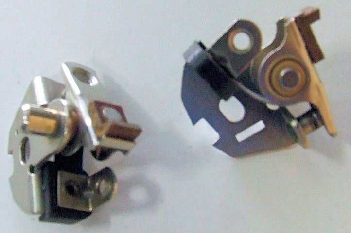 CONTATTI PER MOTO D'EPOCA PUNTINE PLATINATE C CONTATTI PER MOTO D'EPOCA PUNTINE PLATINATE C