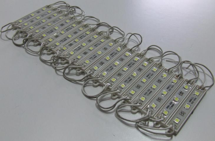 MINI BARRA LED ALLOGGIATA IN BINARIO DI PVC RESINATO BLU