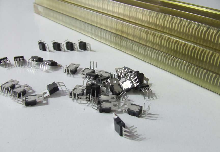 TDA 2003H TDA CHIP SERIES STICK OF 50 PIECES